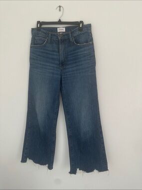 Frame Denim Blue Wide-Leg Crop Jeans with Raw Hem in beluga modern chew